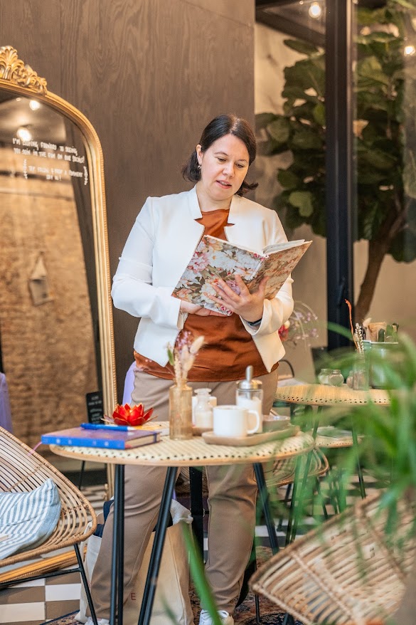 Ceremoniespreker Isabel Depestel